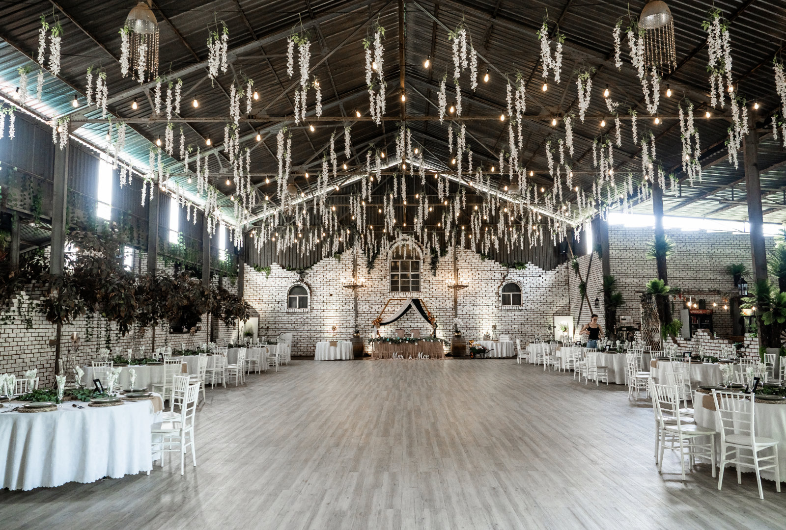 An elegant wedding venue reception